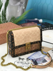 COACH LADIES BAG
