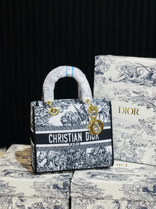 CHRISTIAN DIOR LADIES BAG