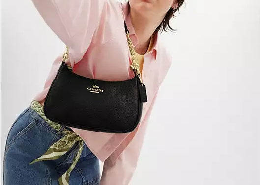 COACH LADIES BAG