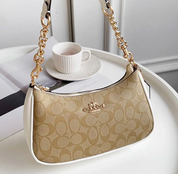 COACH LADIES BAG