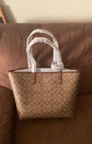 COACH LADIES TOTE BAG