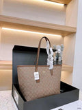 COACH LADIES TOTE BAG
