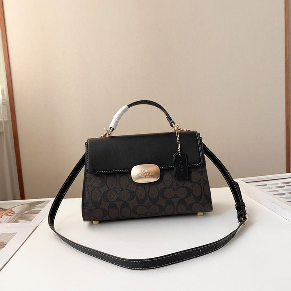 COACH LADIES BAG