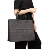 CHRISTIAN DIOR BAG