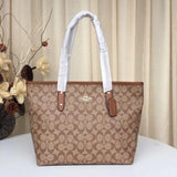 COACH LADIES TOTE BAG