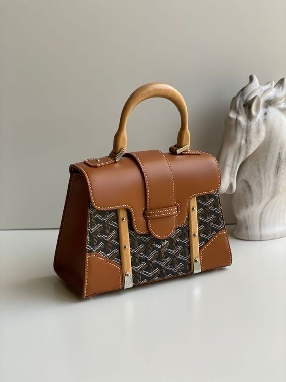 GOYARD PREMIUM BAG