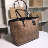 COACH LADIES TOTE BAG
