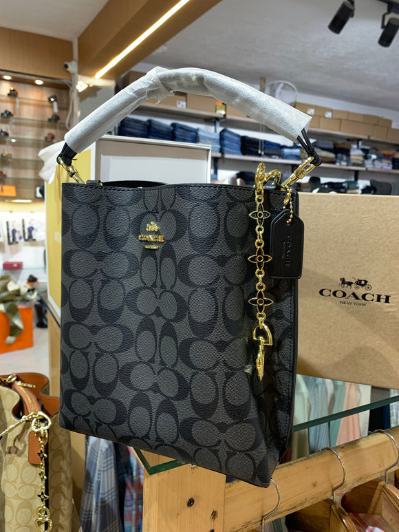 COACH LADIES BAG