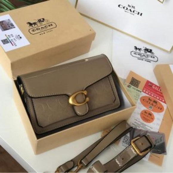 COACH LADIES BAG