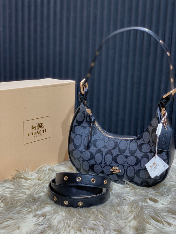 COACH LADIES BAG