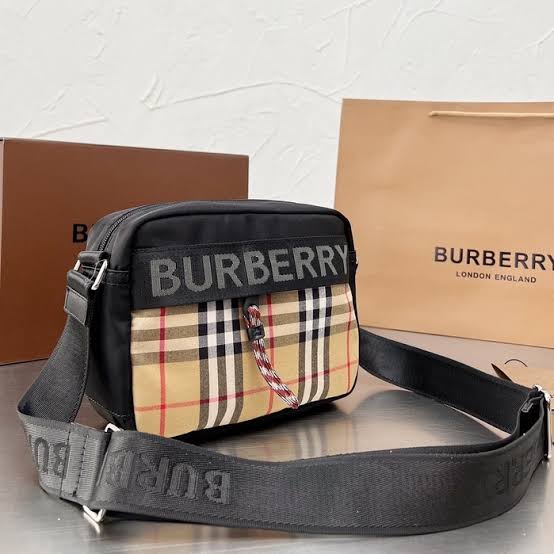 BURBERRY SIDE BAG DC PREMIUM