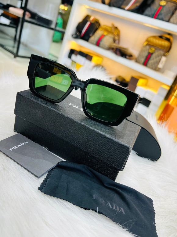 PRADA SUNGLASS