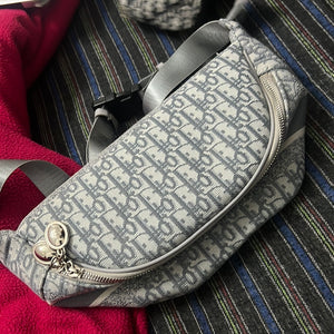 CHRISTIAN DIOR CHEST BAG